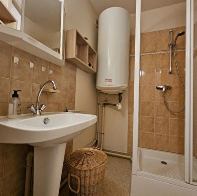 Les Rennes - Studio en résidence - P212PAR00