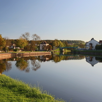 Halte nautique de Saint-Julien-sur-Dheune - SAINT-JULIEN-SUR-DHEUNE