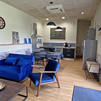 Maison d'Hôtes Angèle & Auguste - VAUCONCOURT-NERVEZAIN