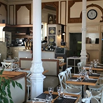 Café Français - SAINT-AMOUR