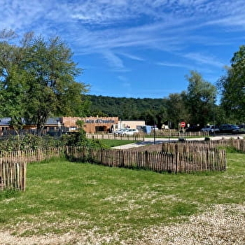 Aire de camping-cars - Plage d'Osselle - OSSELLE-ROUTELLE