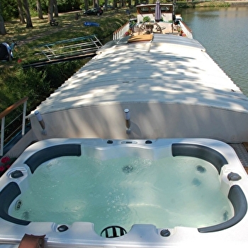 Péniche Magnolia - MACONGE