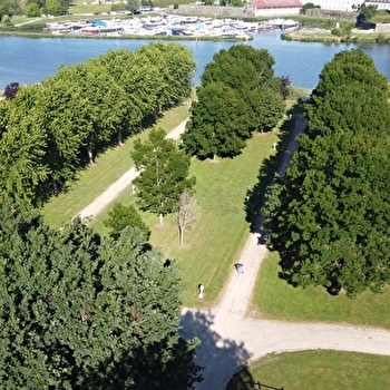 Camping de l'Arquebuse - AUXONNE