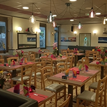 Restaurant - Hôtel Le Commerce - GUERIGNY