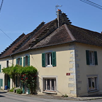 Gîte à la ferme - 'La Popote' - PASSENANS