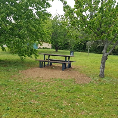 Aire de pique-nique de Courtois-sur-Yonne