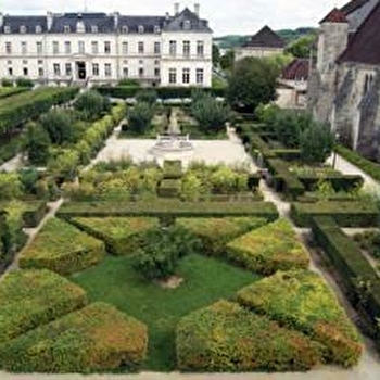 Les Jardins de l'Hôtel-Dieu Notre Dame des Fontenilles - TONNERRE