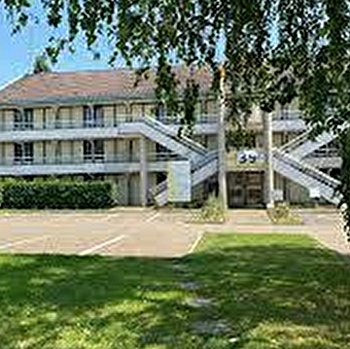 Hôtel Première Classe - SAUVIGNY-LE-BOIS