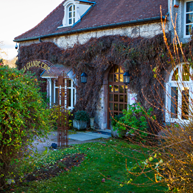 La Grande Cave de Vougeot