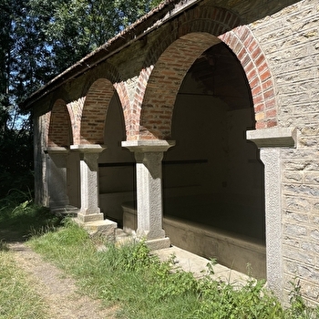 Lavoir des 9 fontaines - FLEY
