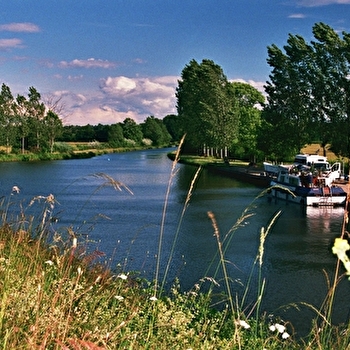 Halte Nautique de Melay - MELAY