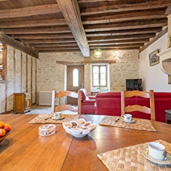 L'Hirondelle - LANTILLY