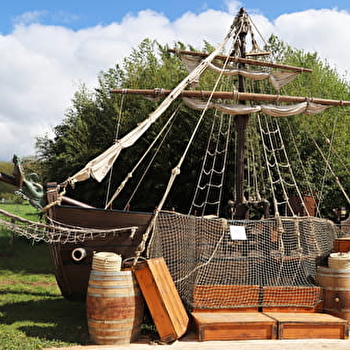 La Vallée des Corsaires - TOULON-SUR-ARROUX