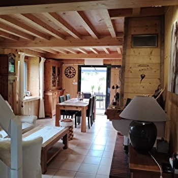 SCI Les Combes - Gîte le Chamois avec Balnéo - LONGCHAUMOIS