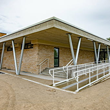 Espace Aquatique Fernand Bonnin - POUILLY-SUR-SAONE