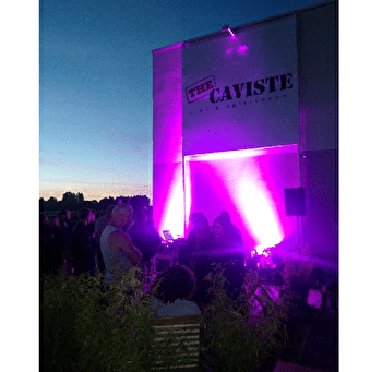 The Caviste - OUROUX-SUR-SAONE