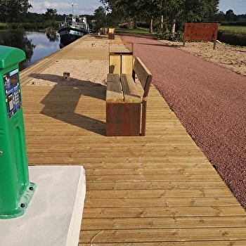 Aire de service pour les campings-cars - MELAY