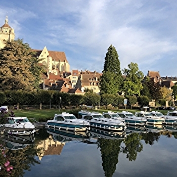 GR 59 de Dole à Saint-Jean-d'Étreux - DOLE