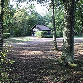 Camping de l'Etang du Rousset - LE ROUSSET-MARIZY