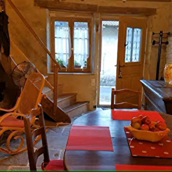 La Petite Ecurie - VAL SURAN