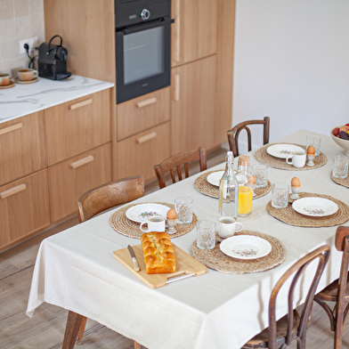 Fameli and Co - La Maison de Givry