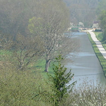 Meublé de tourisme - CHATEL-CENSOIR