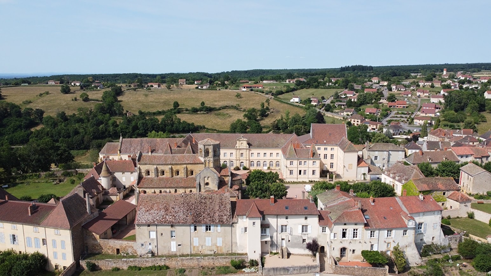 SEMUR-EN-BRIONNAIS