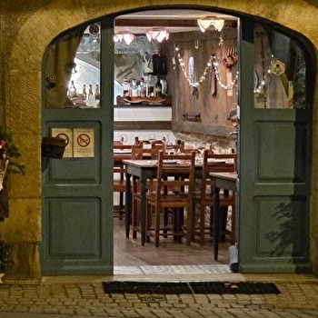 Le P'tit Caveau - SAINT-HIPPOLYTE