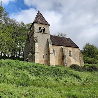 Val du Sauzay - Circuit du château et église de Corbelin 