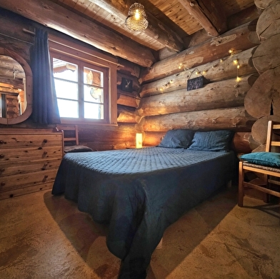 Les Humaneries - Appartement  'Le Lodge Deer' en chalet - B402FLO02