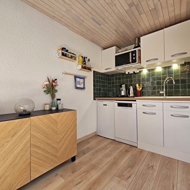 Le planté de bâton - Studio en résidence - R232CHA00