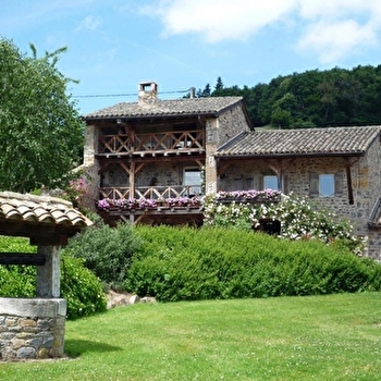 Le Vernay - PIERRECLOS