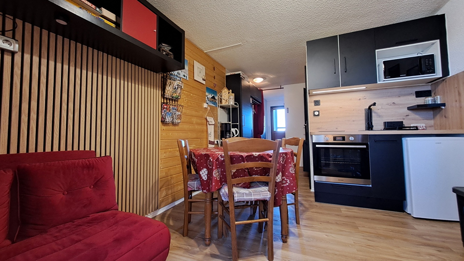 Les Crêtets - Studio mezzanine en résidence - R432BOUR00