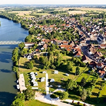Aires de pique-nique - Lamarche-sur-Saône - LAMARCHE-SUR-SAONE