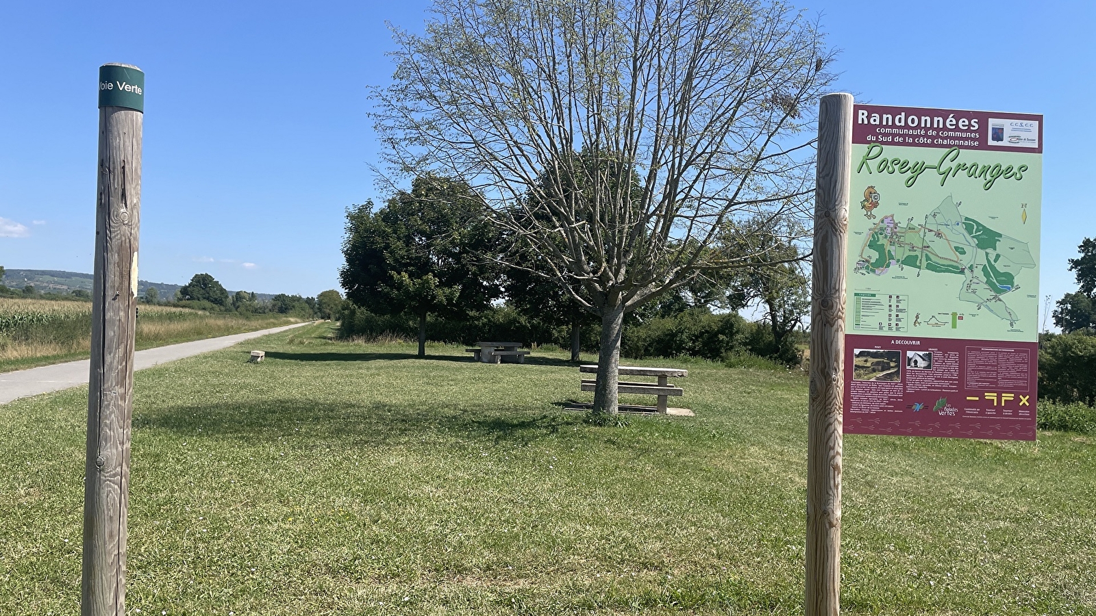 Aire de pique-nique - Lieu dit Ezmeaux