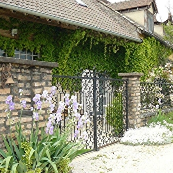 Gîte des Iris - MONTCEAUX-RAGNY