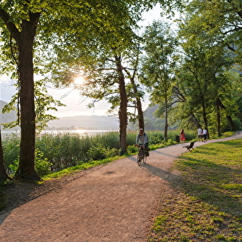 Tour du lac de Nantua à vélo - NANTUA