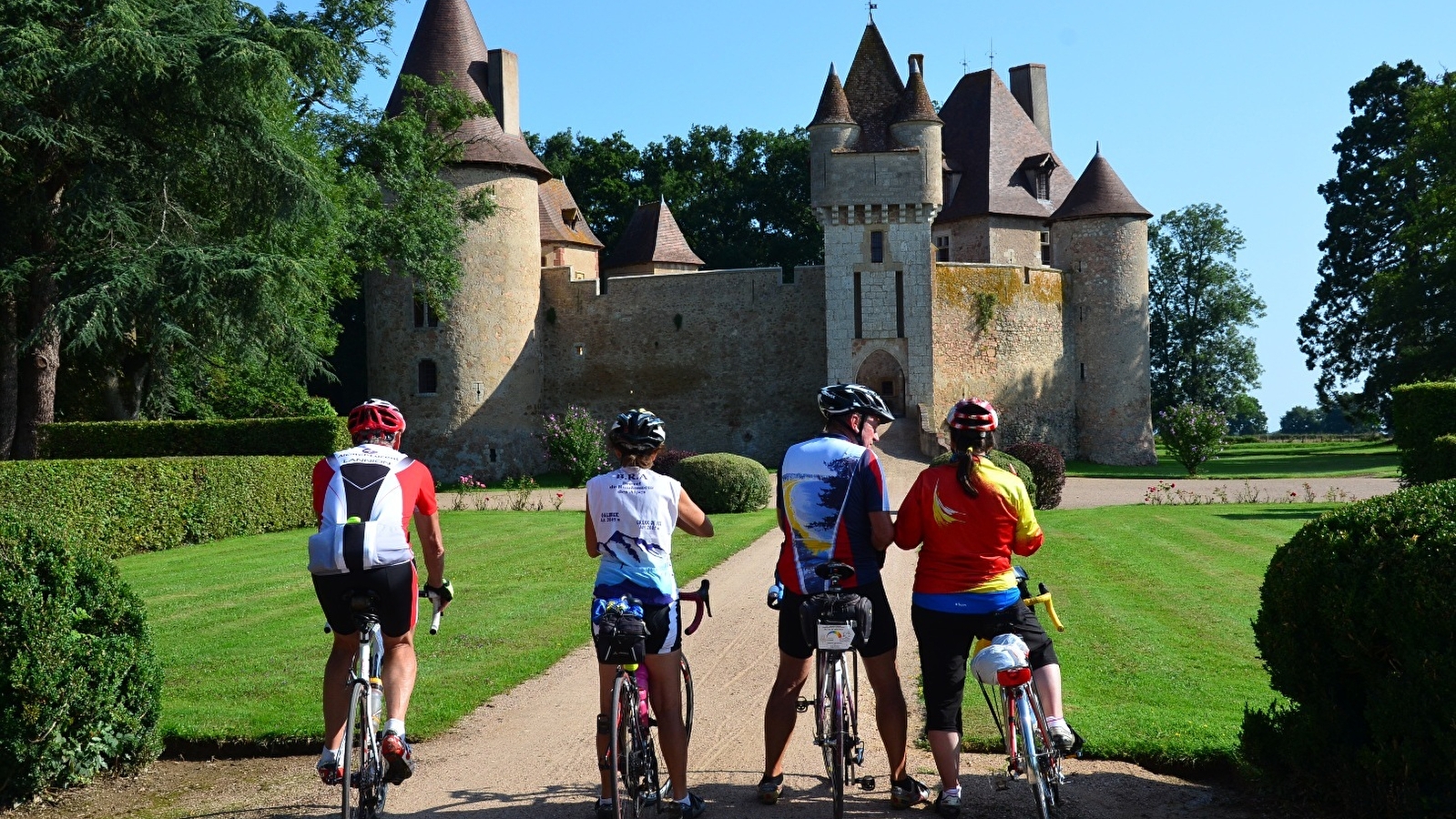 Du val de Besbre au val de Loire – variante par le Puy St-Ambroise