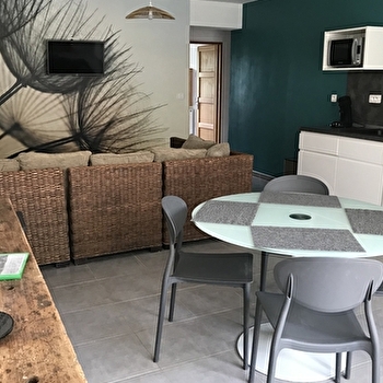 Gîte de la Cabane - VEUXHAULLES-SUR-AUBE