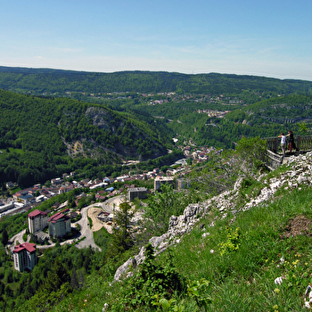 La Roche Brûlée depuis Morez - HAUTS DE BIENNE
