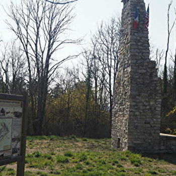 Visite du camp américain - MARCILLY-SUR-TILLE