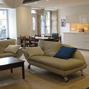 La Cour - FLAVIGNY-SUR-OZERAIN