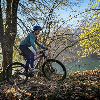 Circuit de VTT : Boucle n°3 DE DUN-LES-PLACES - DUN-LES-PLACES