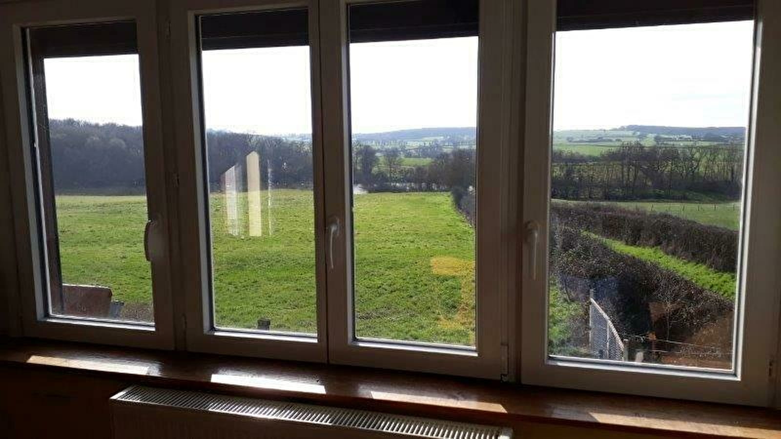 Studio Luc - EURL DE CHEVAGNY, RENGGLI Monika