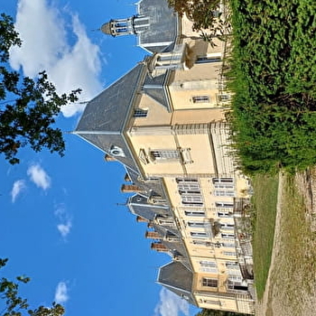 Visite du Chateau de Saint-Loup-Nantouard - SAINT-LOUP-NANTOUARD