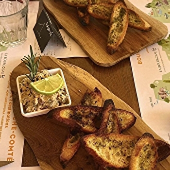 La Terrasse - ARBOIS