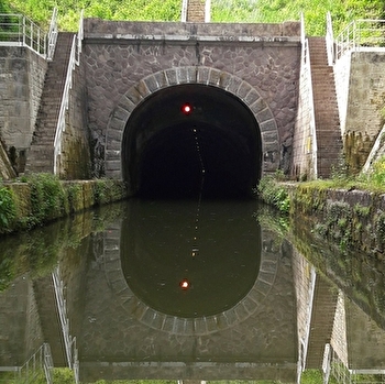 Voûte du Canal de Bourgogne - POUILLY-EN-AUXOIS