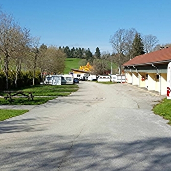 Camping - caravaneige Le Miroir - LES HOPITAUX-NEUFS