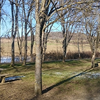 Aire de pique-nique de Bligny-sur-Ouche - Gare - BLIGNY-SUR-OUCHE