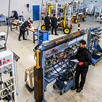 Dans les coulisses de l'industrie : Campus Mecateam - MONTCEAU-LES-MINES